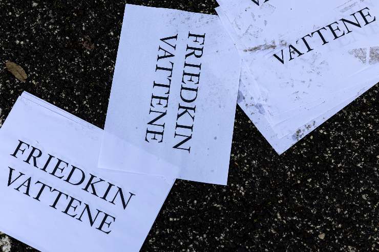 Volantini Friedkin vattene