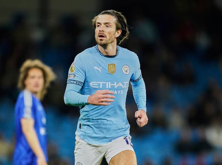 Grealish in primo piano