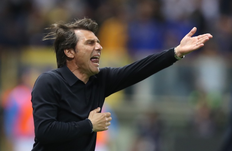 Conte durante Parma-Napoli
