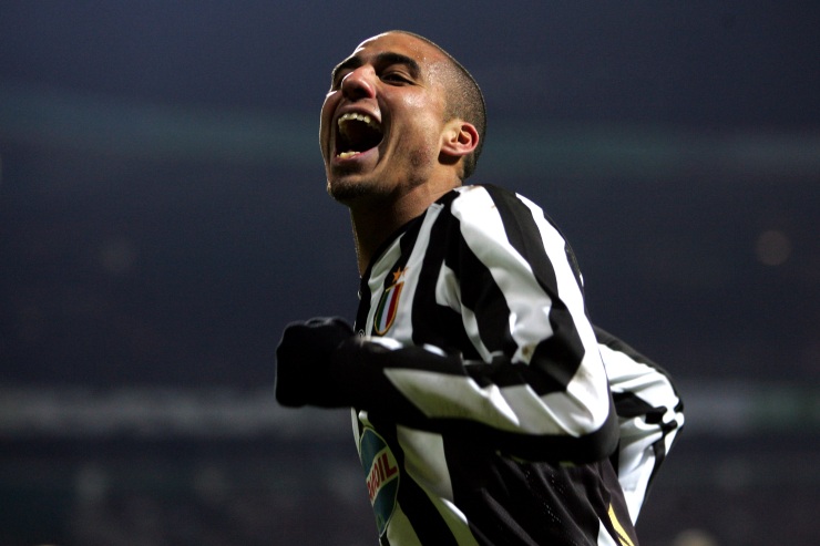 Trezeguet esulta in maglia Juve 