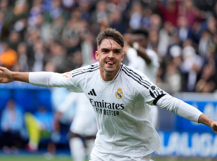 Raul Asencio esulta dopo una rete