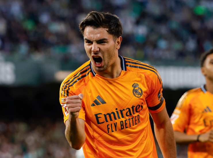 Brahim Diaz esulta dopo una rete