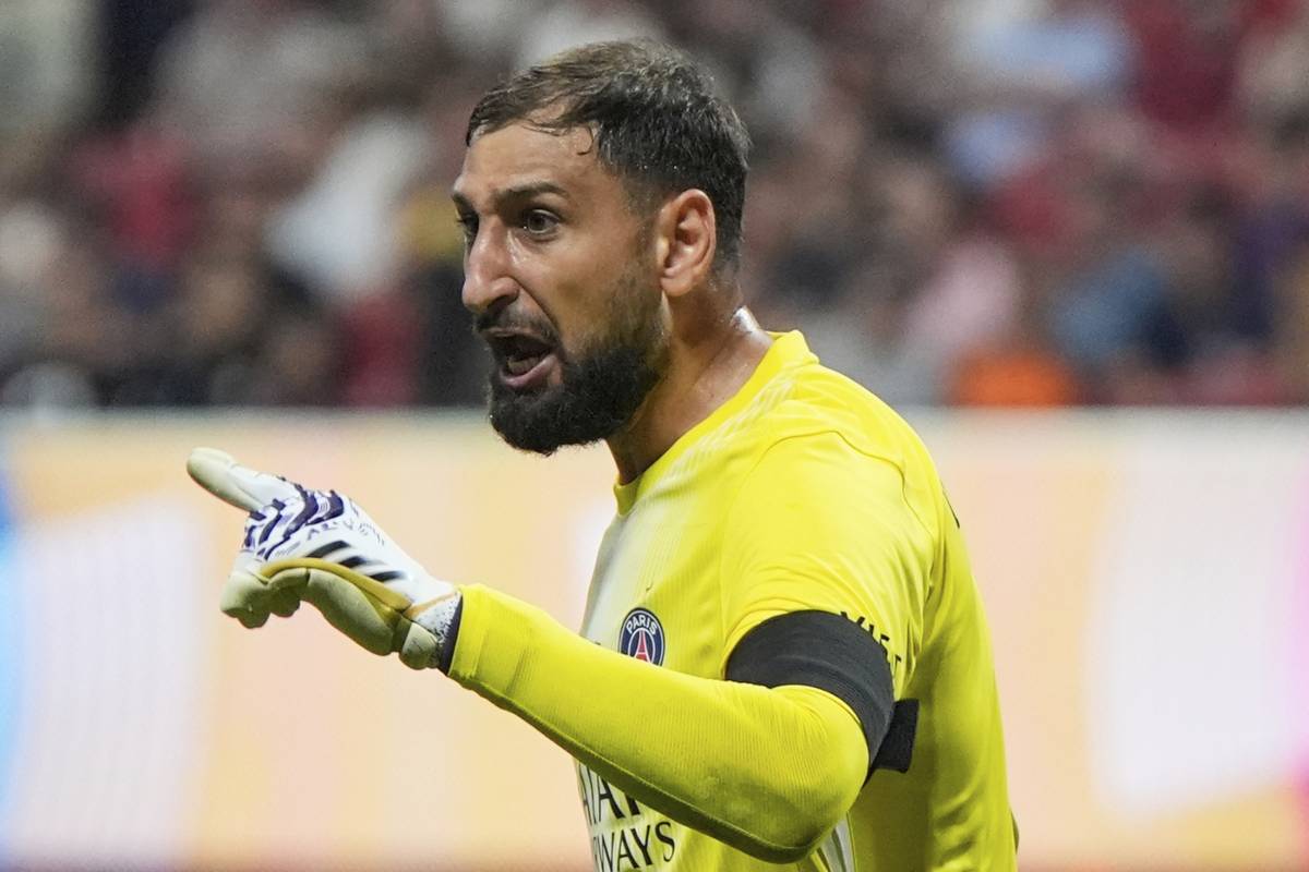 Donnarumma urla furioso in campo 