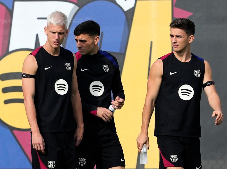 Gavi insieme a Pedri e Dani Olmo