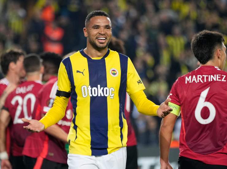 En-Nesyri in primo piano