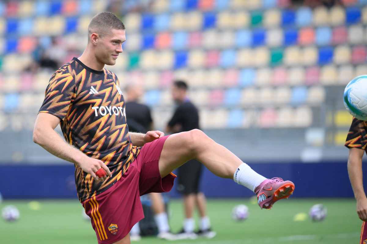 Dovbyk durante un allenamento