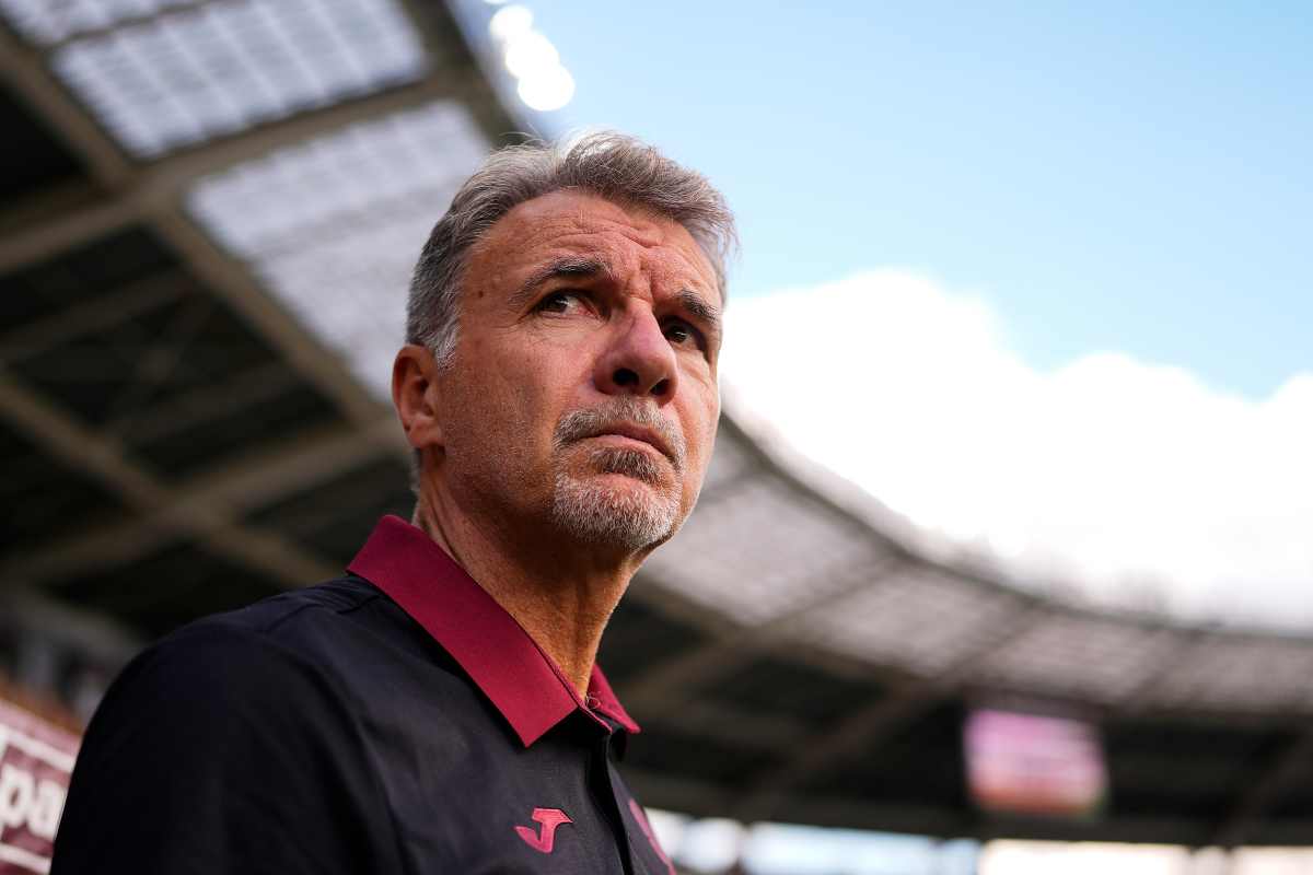 Baroni osserva il Torino dalla panchina