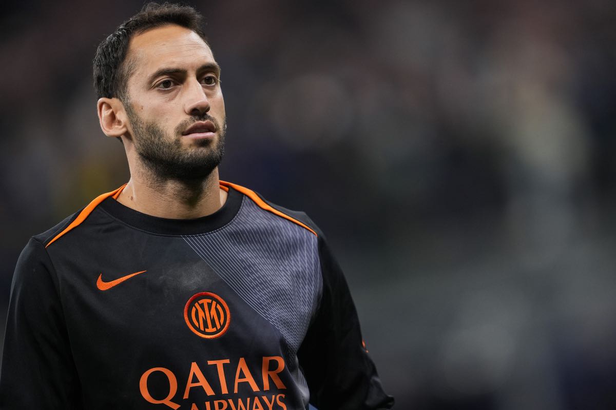 Calhanoglu parte dalla panchina