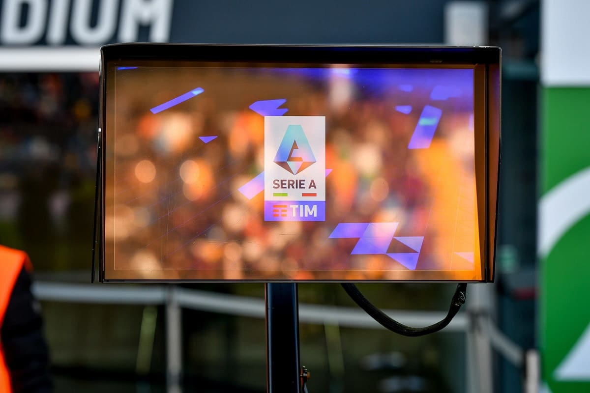 Serie A, il VAR non funziona: caos in Inter-Fiorentina e Juve-Udinese