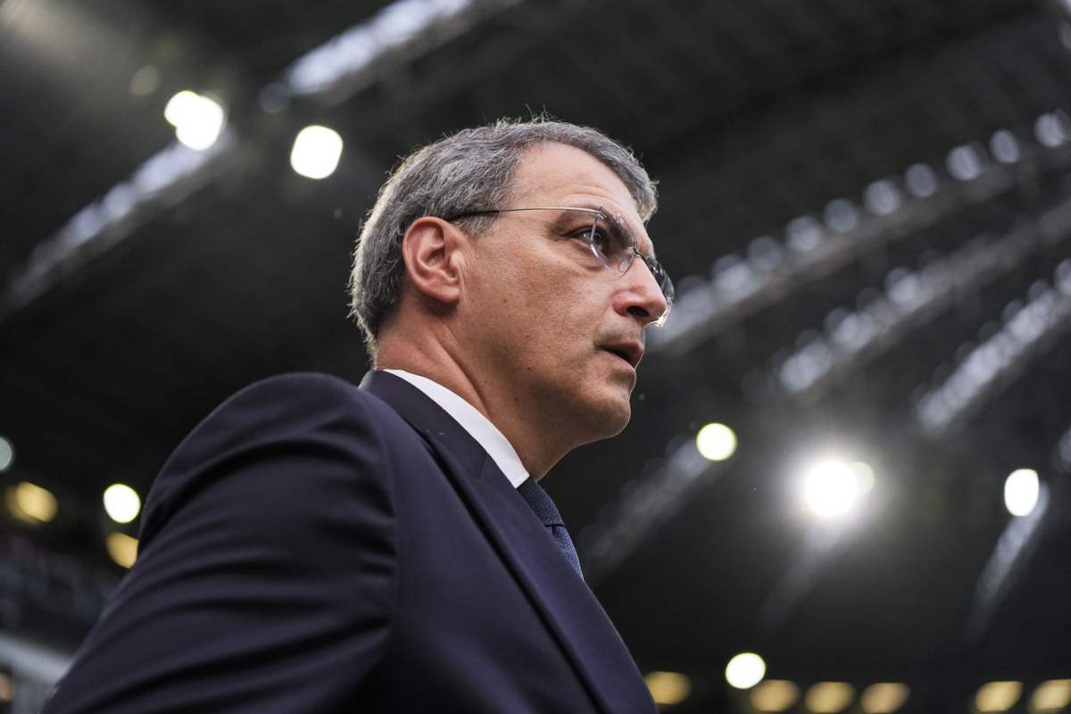 Comolli prima di una partita della Juventus