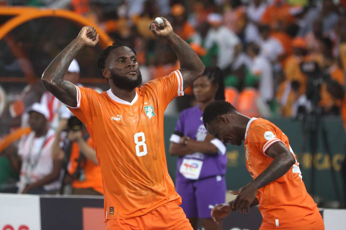 Kessie esulta con la sua Costa d'Avorio