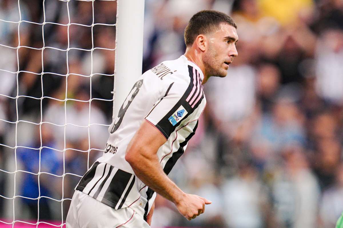 Vlahovic dopo un gol con la Juve