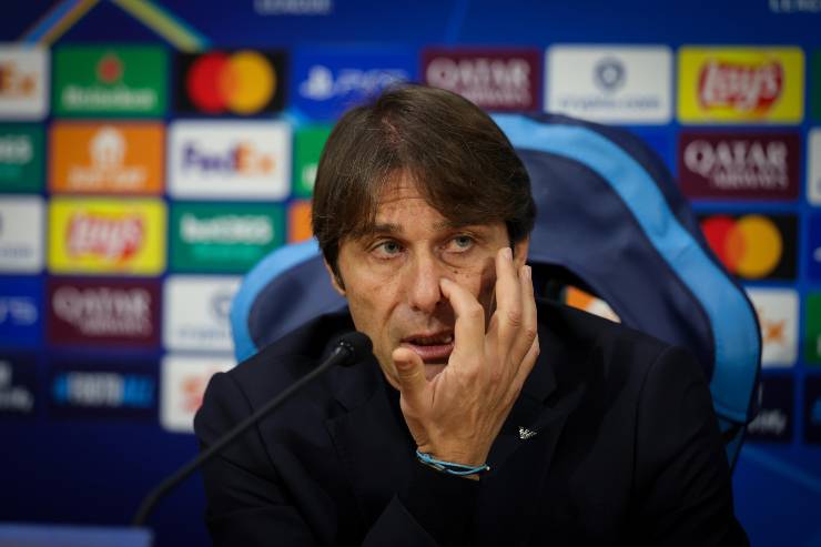 Antonio Conte in conferenza stampa