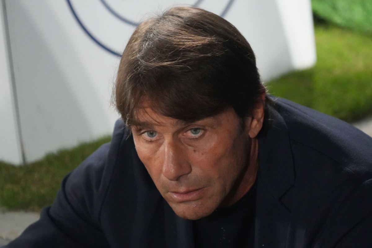 Conte accerchiato: Napoli, scoppia la bufera