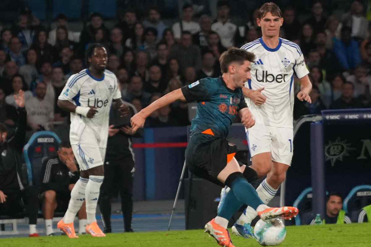 Napoli, ennesimo infortunio: KO anche Gilmour, ecco perché non è entrato Lobotka Napoli, ennesimo infortunio: KO anche Gilmour, ecco perché non è entrato Lobotka