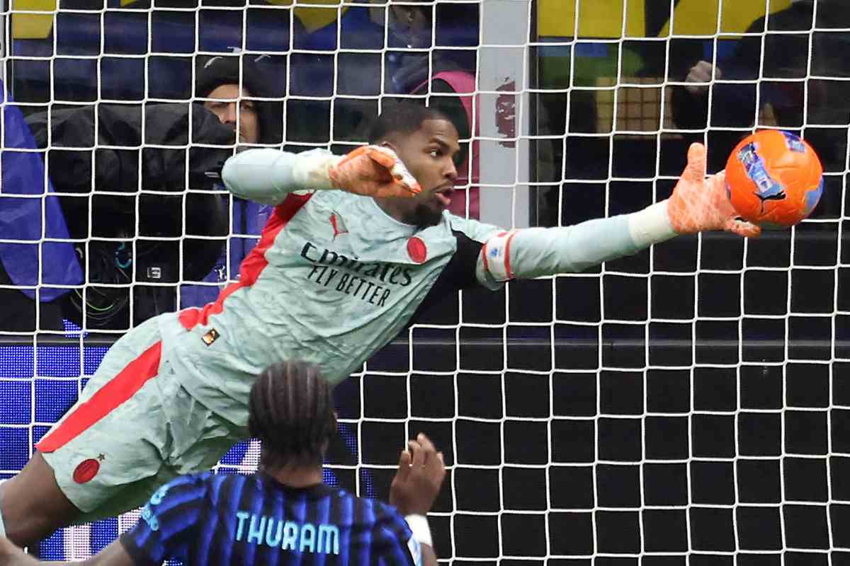 Milan e Juve: ecco il vero ostacolo per Maignan Milan e Juve: ecco il vero ostacolo per Maignan