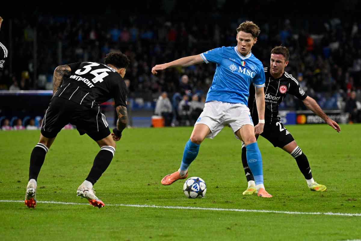 PAGELLE E TABELLINO Napoli Eintracht 0 0: Conte incartato, McTominay e Hojlund insufficienti PAGELLE E TABELLINO Napoli Eintracht 0 0: Conte incartato, McTominay e Hojlund insufficienti