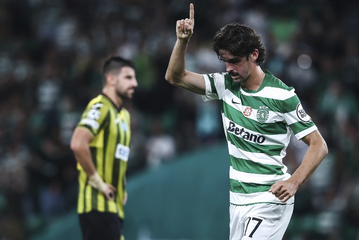 Francisco Trincao esulta dopo il gol con lo Sporting