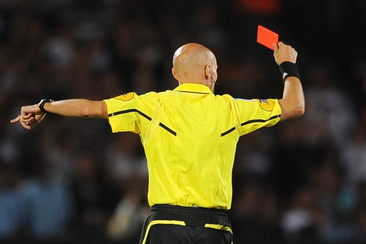 Doppio giallo e out per il big match, scatta la squalifica