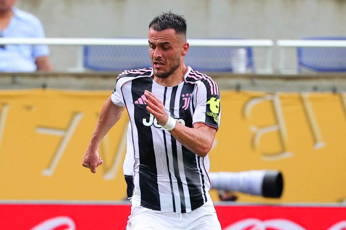 DIRETTA Serie A, dodicesima giornata di campionato: Juve avanti allo scadere del primo tempo, Kostic gela il Franchi