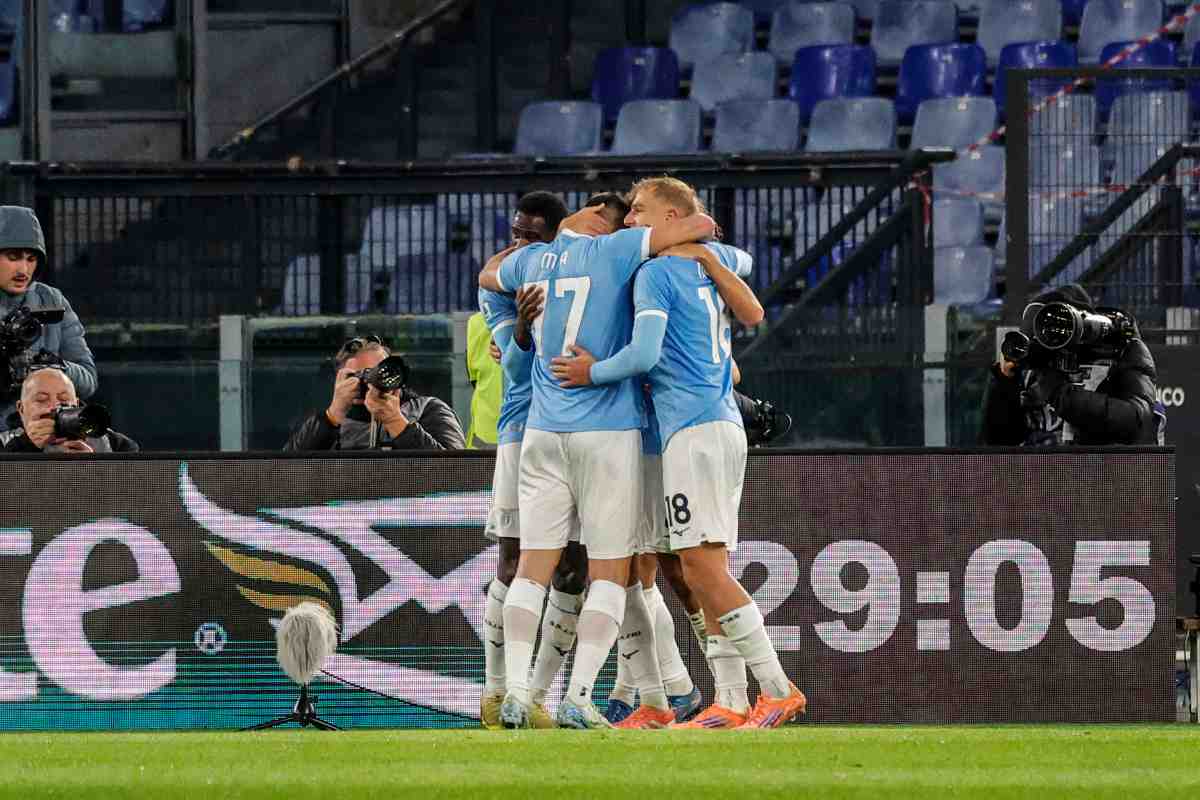 PAGELLE E TABELLINO LAZIO LECCE 2 0: Basic in grande spolvero, Di Francesco subisce