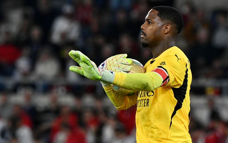 Maignan durante una partita col Milan