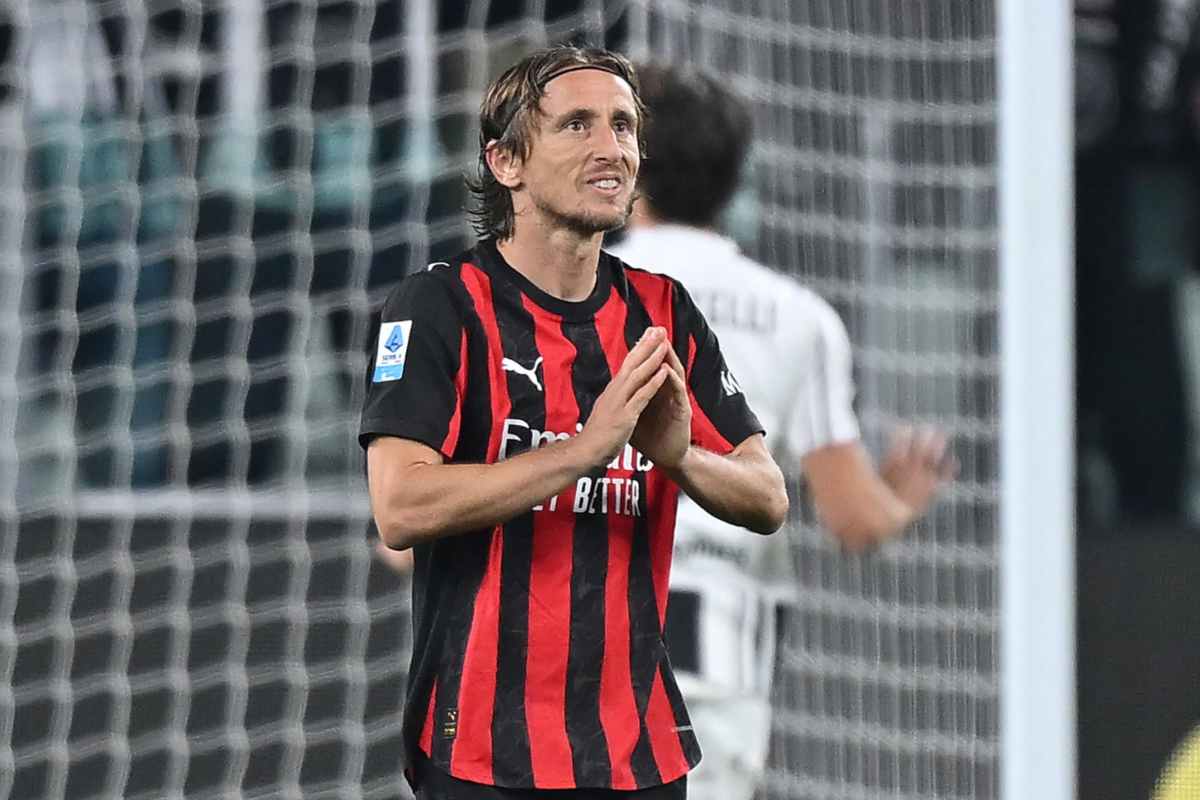 Modric durante una partita del Milan