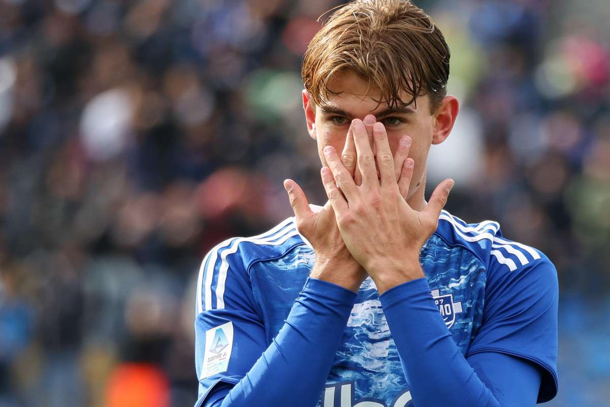 Inter, cosa succede con Nico Paz: la verità sullo scambio Frattesi Locatelli Inter, cosa succede con Nico Paz: la verità sullo scambio Frattesi Locatelli