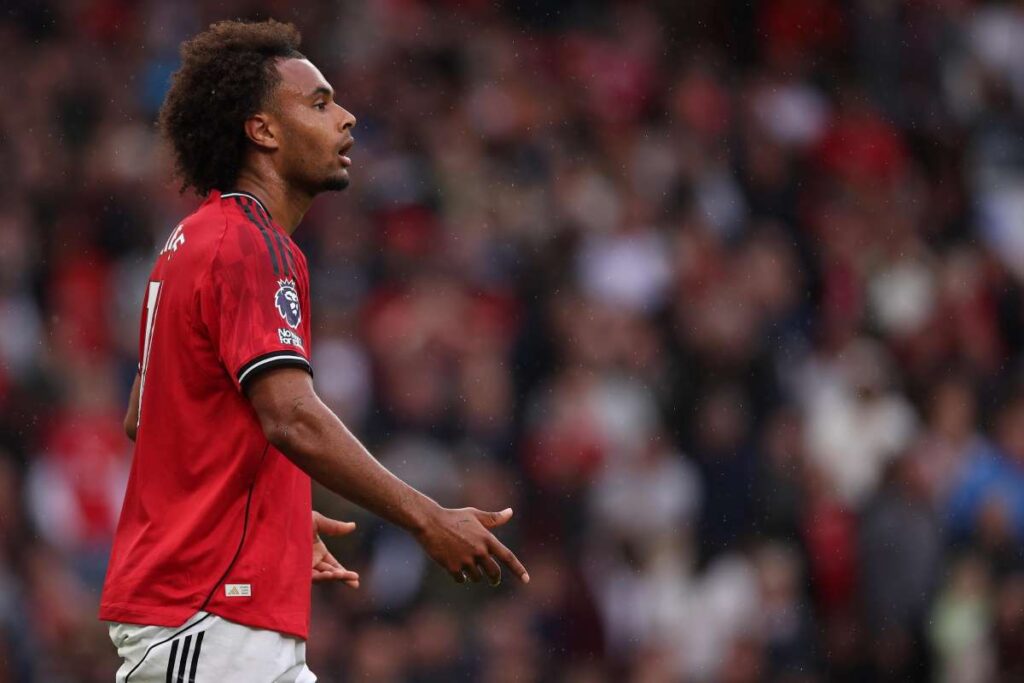 Zirkzee durante una partita del Manchester United