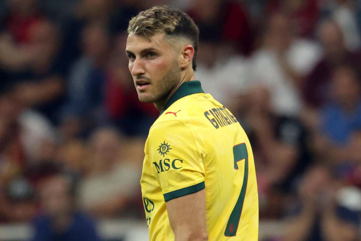 L'attaccante del Milan, Santiago Gimenez