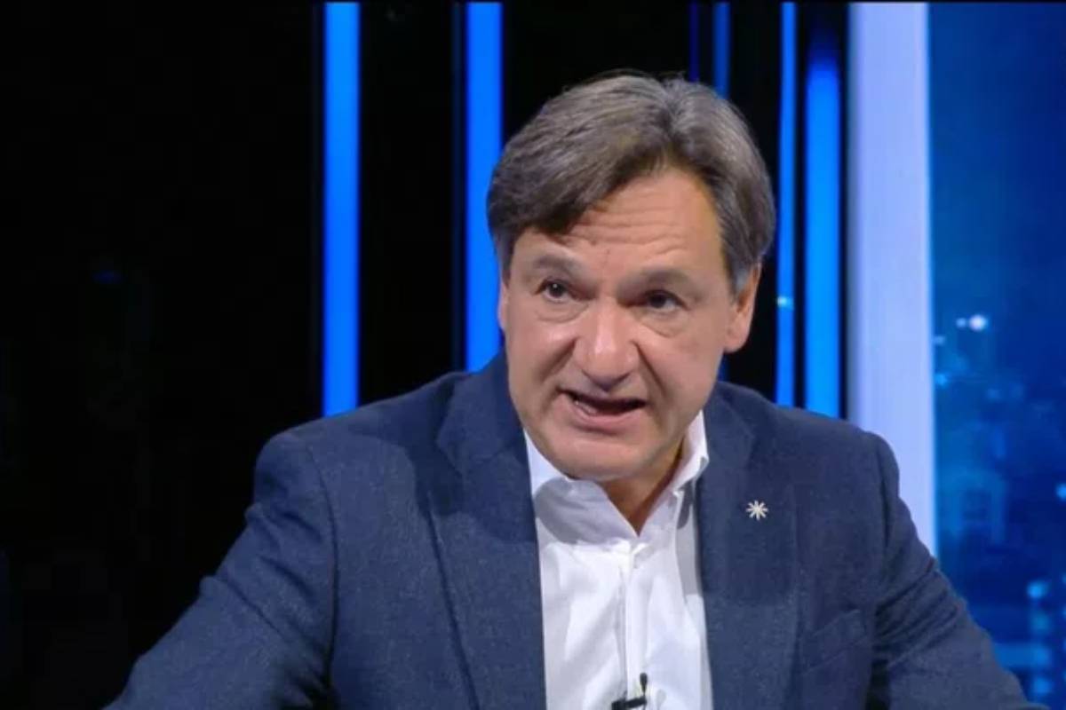 Caressa al vetriolo sugli arbitri e non solo: “C’è caos totale in campo ma anche al commento”