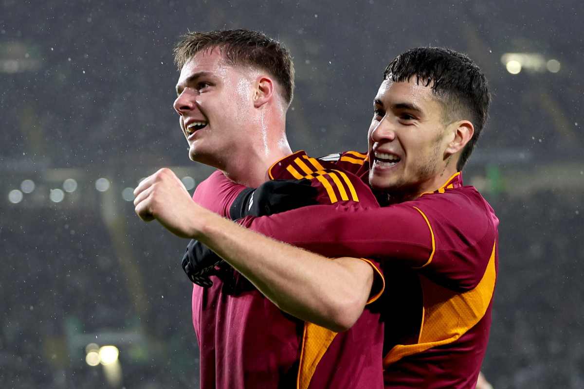Ferguson con Soule dopo un gol con la Roma