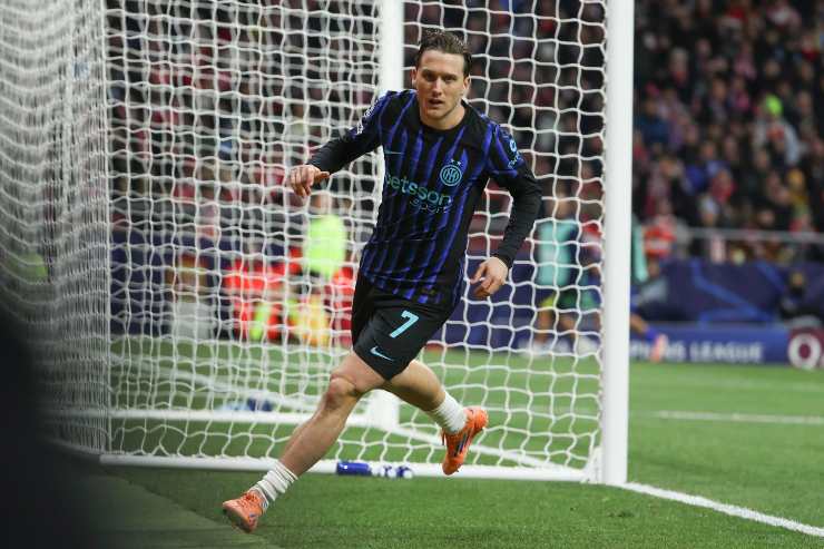 Zielinski esulta dopo il gol in Atletico Madrid-Inter