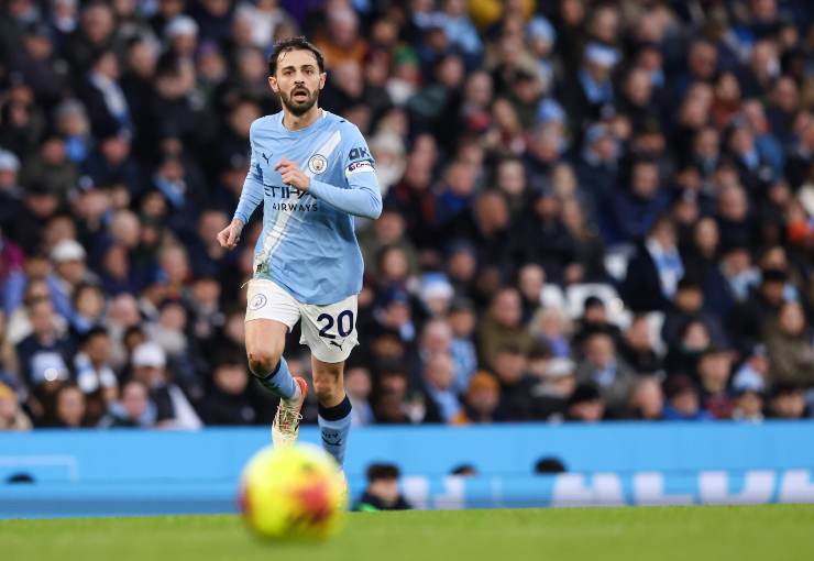 Bernardo Silva in azione col Manchester City