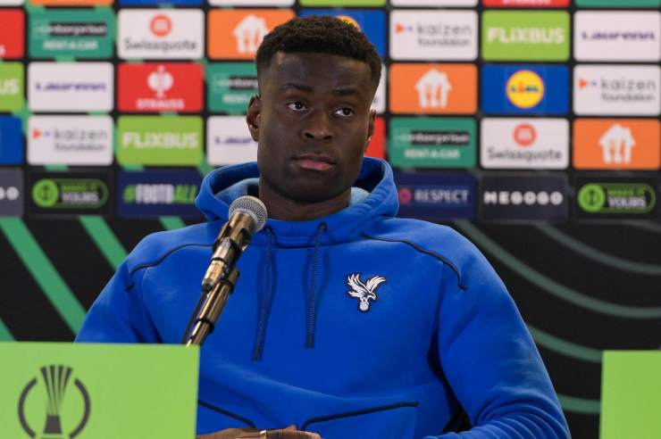 Guehi in conferenza stampa