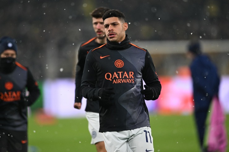 Luis Henrique prima di una partita dell'Inter