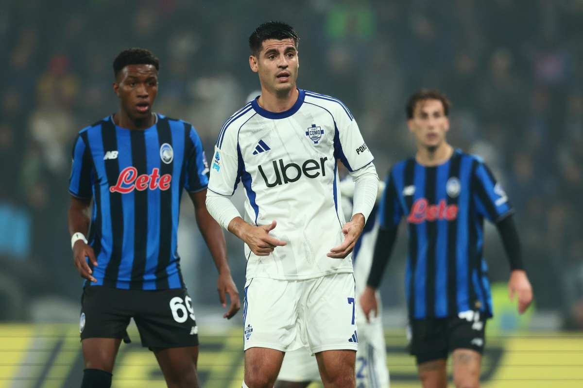 Morata durante una partita del Como