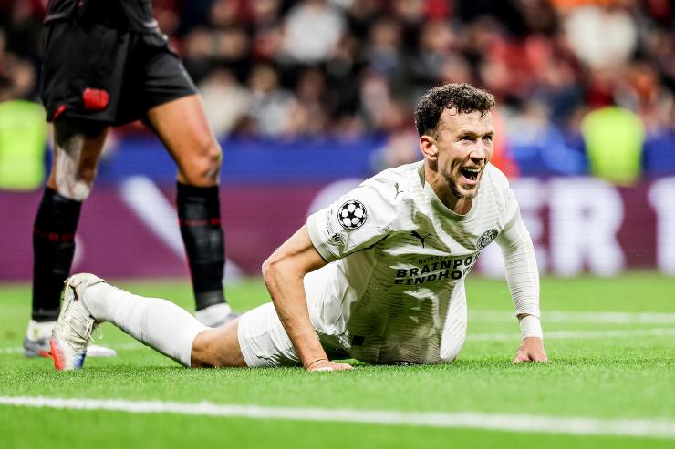 Perisic durante una partita col PSV