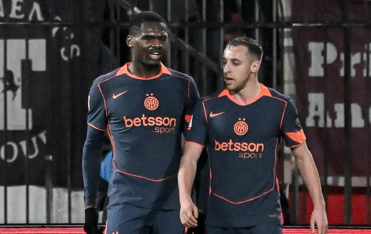 Bonny con Frattesi dopo il gol al Torino 