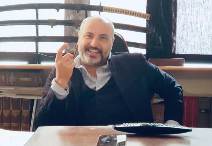 L'Avvocato Autieri nel suo studio