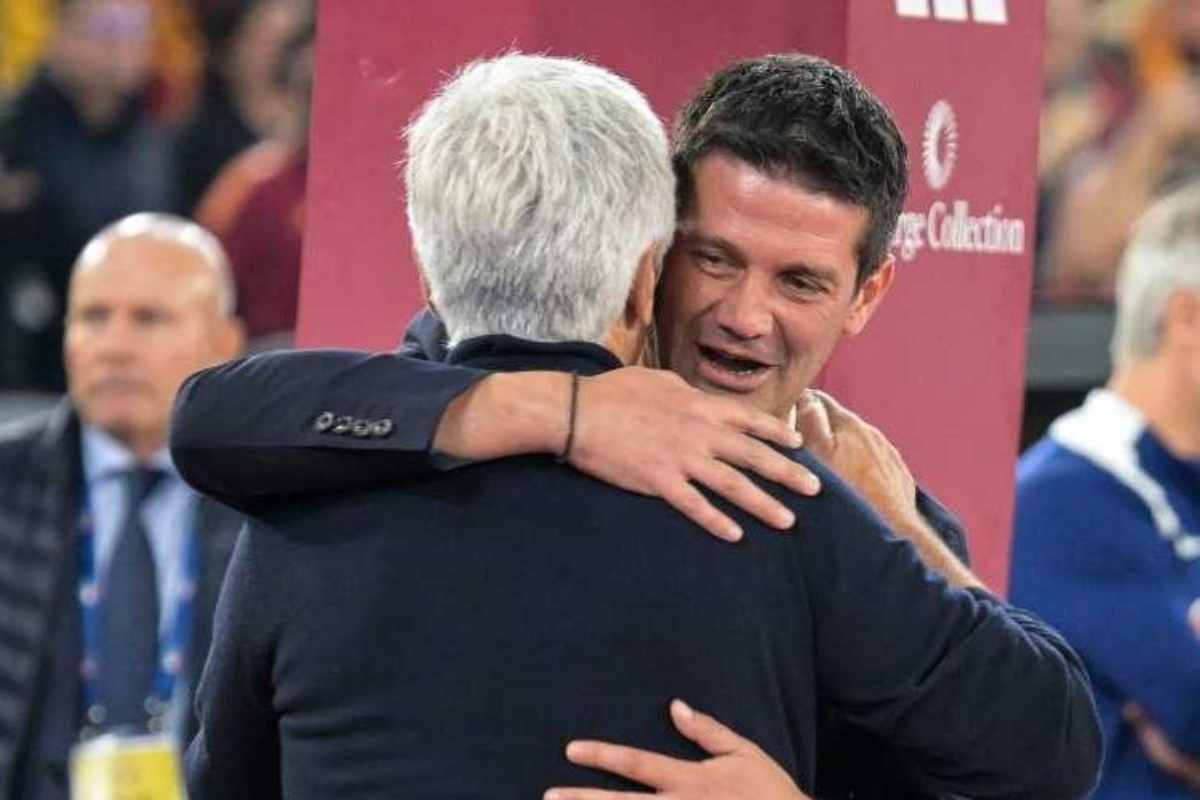 L'abbraccio di Chivu e Gasperini prima di Roma-Inter
