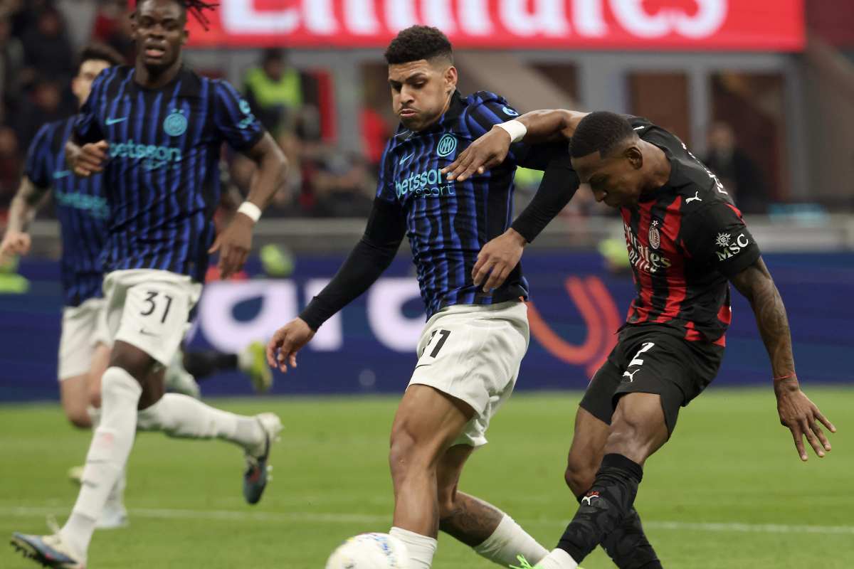 Luis Henrique si perde Estupinan nell'azione del gol