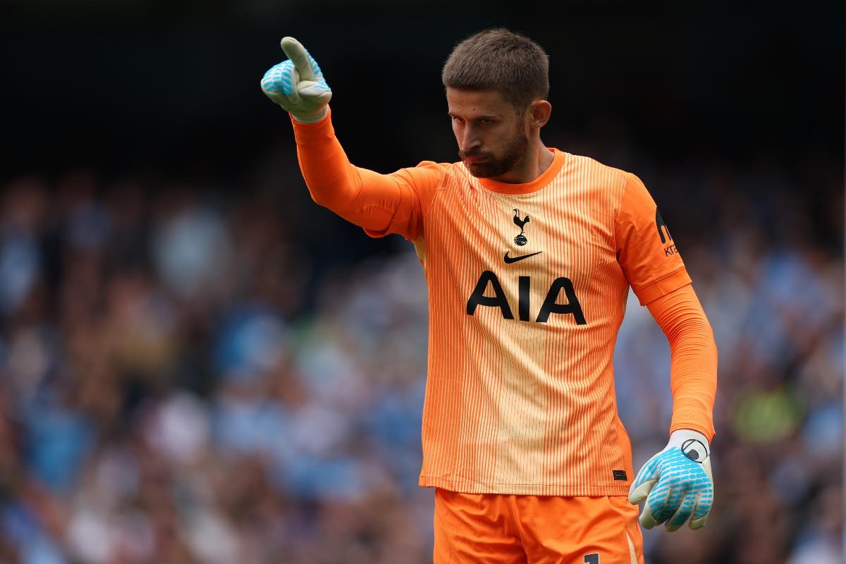 Vicario durante una partita del Tottenham