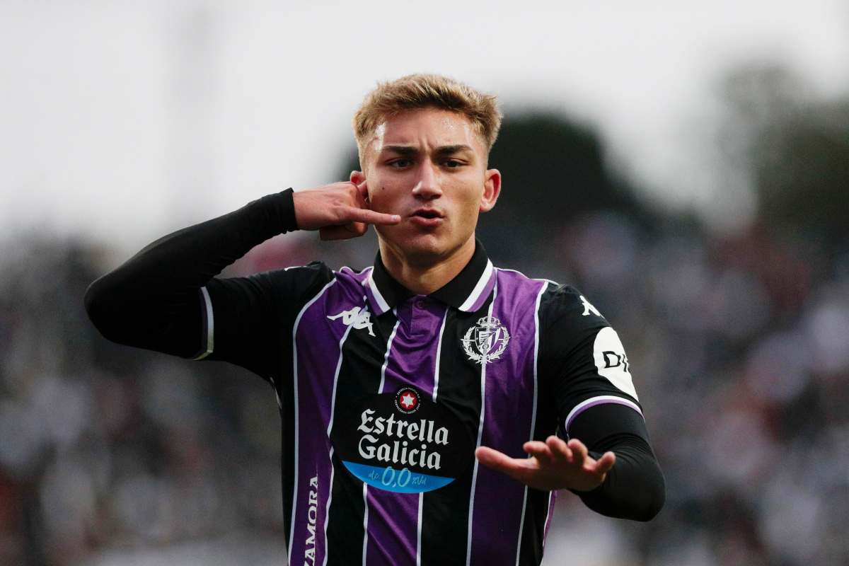 Chuki esulta dopo un gol