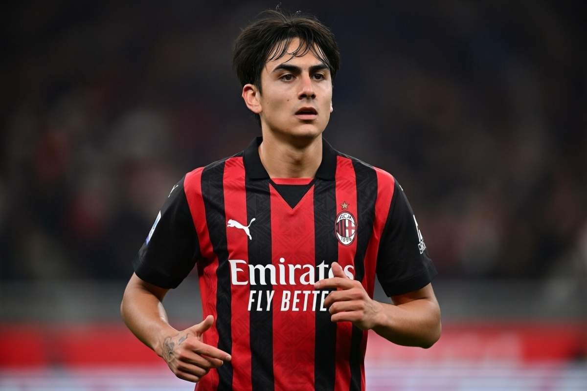 Dybala con maglia Milan: foto AI
