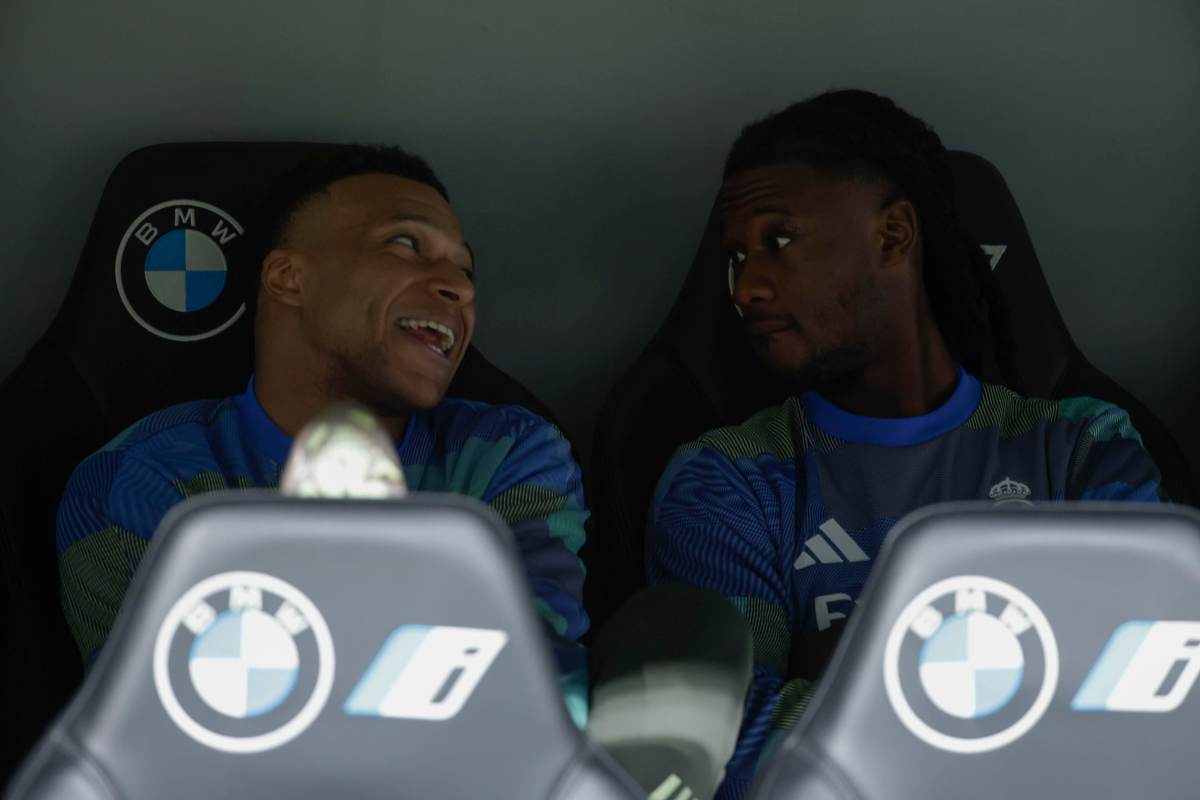 Camavinga con Mbappe in panchina