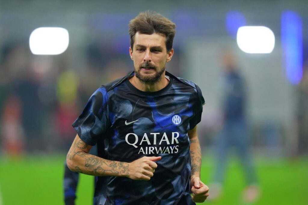 Acerbi prima di una partita con l'Inter