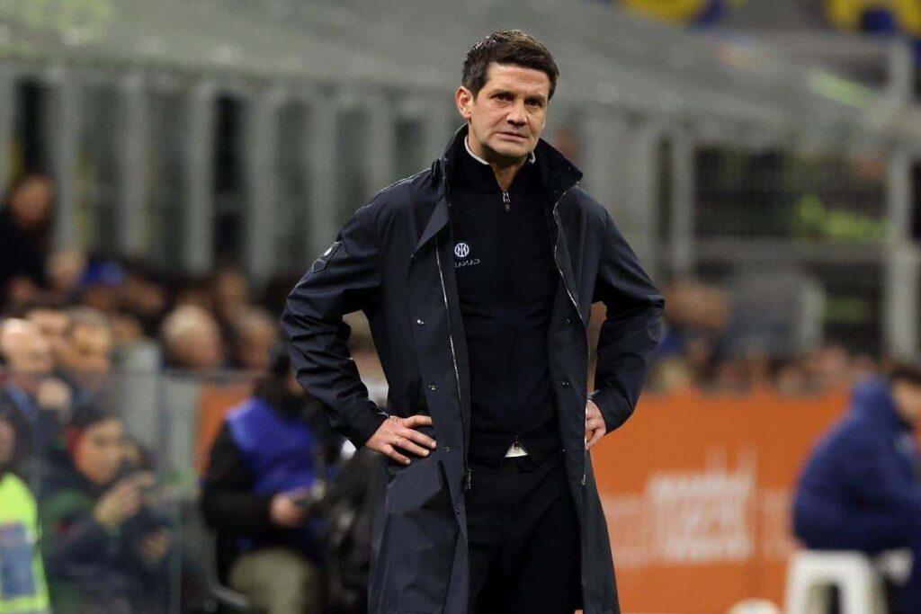 Chivu deluso durante una partita dell'Inter