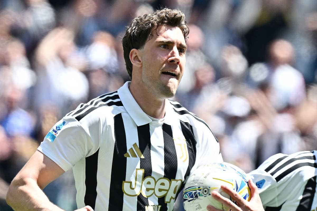 Dusan Vlahovic dopo un gol con la Juventus