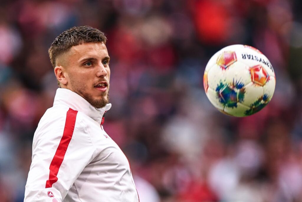 Juventus, interesse per Demirovic